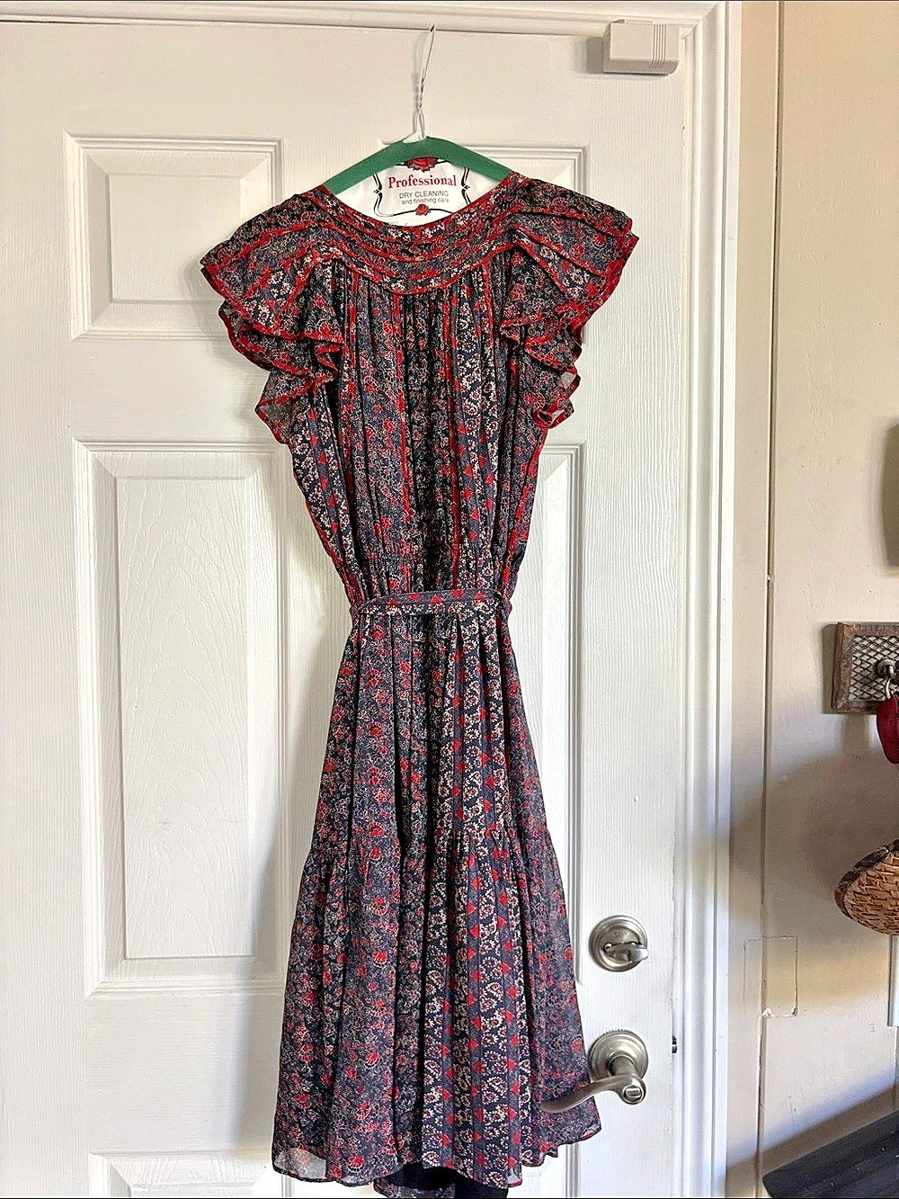 Ulla Johnson. Callista belted gathered . Floral Midi Dress in navy & Red